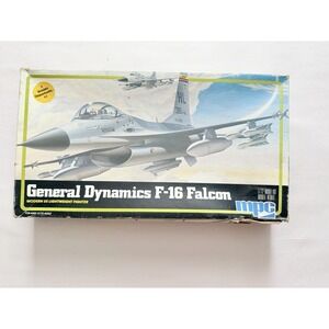 Vintage 1982 MPC General Dynamics F-16 Falcon 1/72 Model Kit 78-4306-250 Open